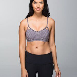 Lululemon Seek The Heat Tank Bra Heathered Deep Coal / Hyper Stripe 6